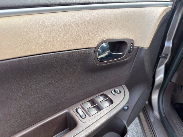 2011 Chevrolet Malibu LS 1LS