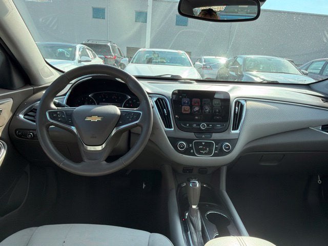 2017 Chevrolet Malibu LT 1LT