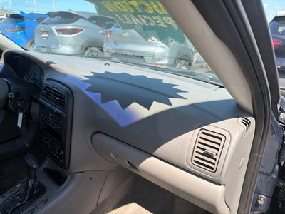 2002 Saturn L100 Base