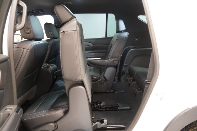 2027 Chevrolet Traverse LT 2LT