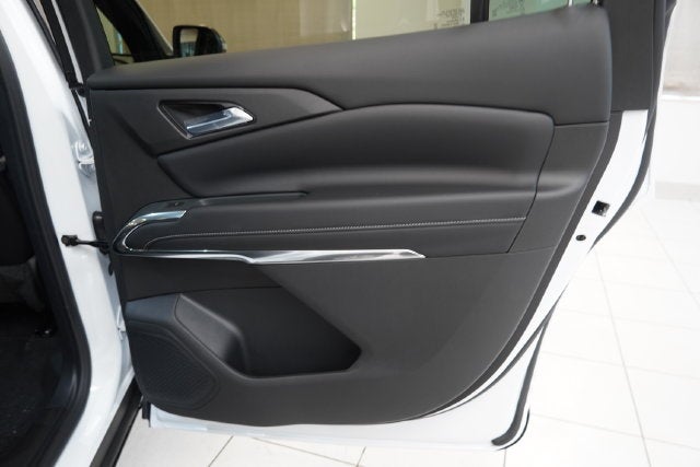 2027 Chevrolet Traverse LT 2LT