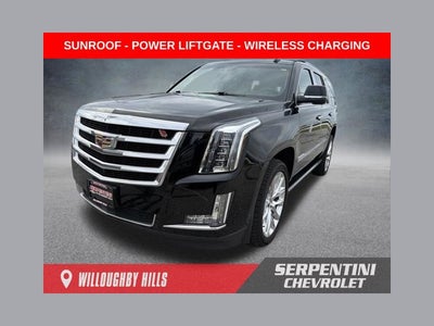 2017 Cadillac Escalade Premium Luxury W/ SUNROOF