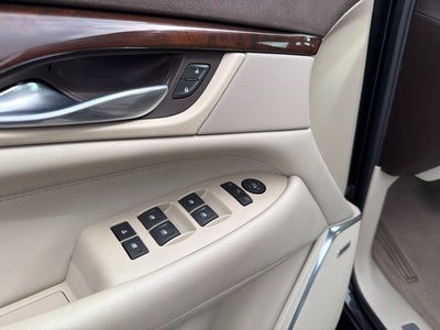 2017 Cadillac Escalade Premium Luxury W/ SUNROOF
