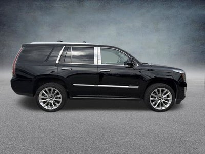 2017 Cadillac Escalade Premium Luxury W/ SUNROOF