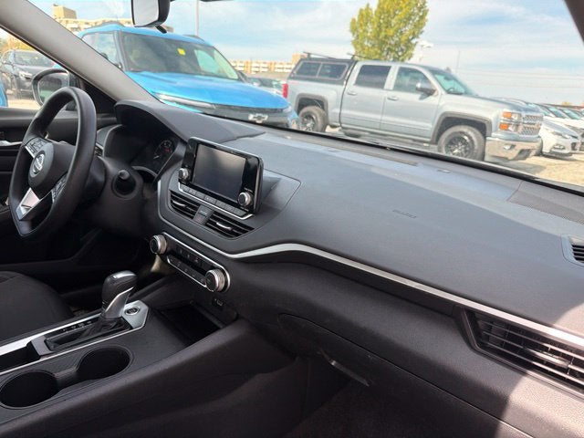 2022 Nissan Altima 2.5 S