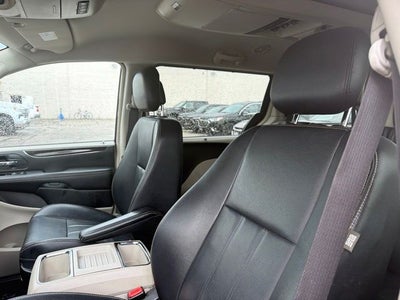 2014 Chrysler Town & Country Touring