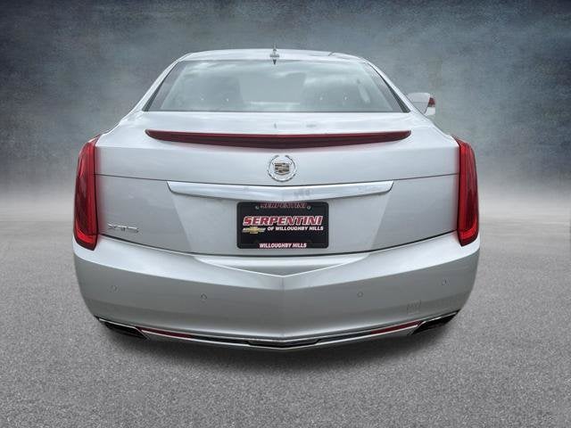 2013 Cadillac XTS Luxury W/ SUNROOF & BOSE