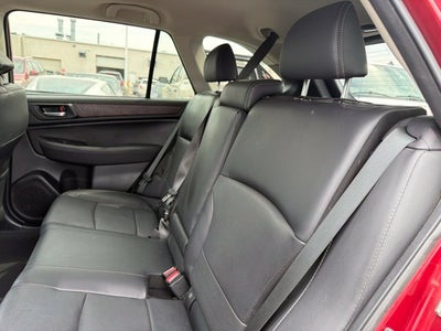 2016 Subaru Outback 2.5i Limited W/ SUNROOF