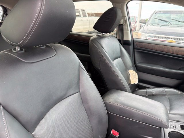 2016 Subaru Outback 2.5i Limited W/ SUNROOF