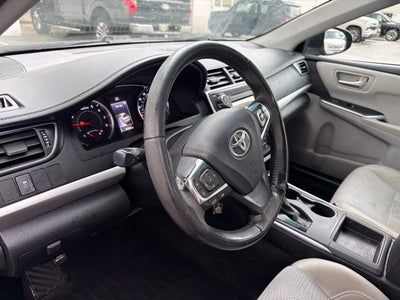 2017 Toyota Camry SE