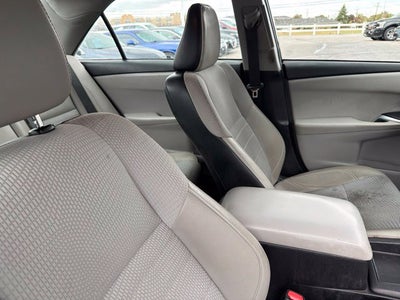 2017 Toyota Camry SE