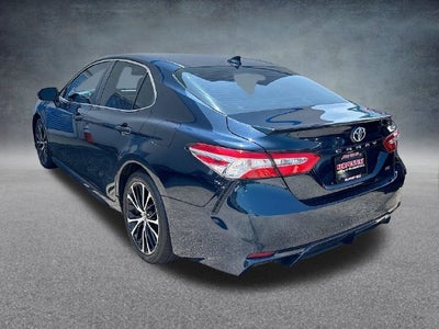 2020 Toyota Camry SE