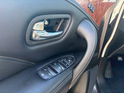 2019 INFINITI QX80 LUXE 4WD