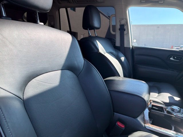 2019 INFINITI QX80 LUXE 4WD