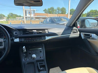 2011 Lexus CT 200h Premium