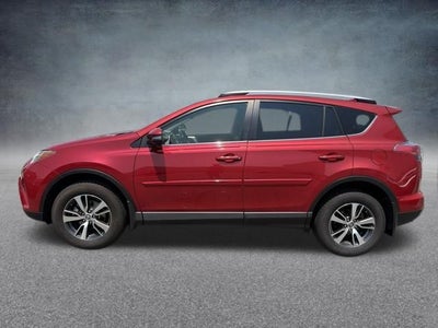 2016 Toyota RAV4 XLE AWD W/ SUNROOF