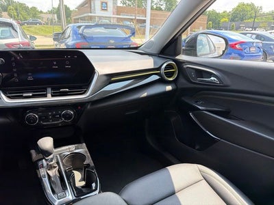 2024 Chevrolet Trax ACTIV W/SUNROOF