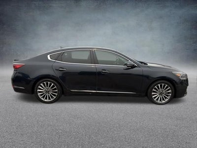 2017 Kia Cadenza Premium