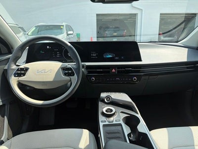 2022 Kia EV6 Wind W/ COOLED SEATS