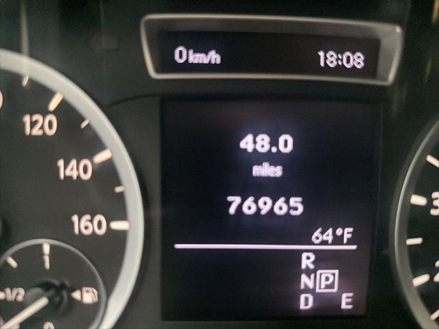2017 INFINITI QX30 Premium