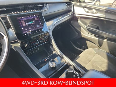 2023 Jeep Grand Cherokee L Altitude 4WD