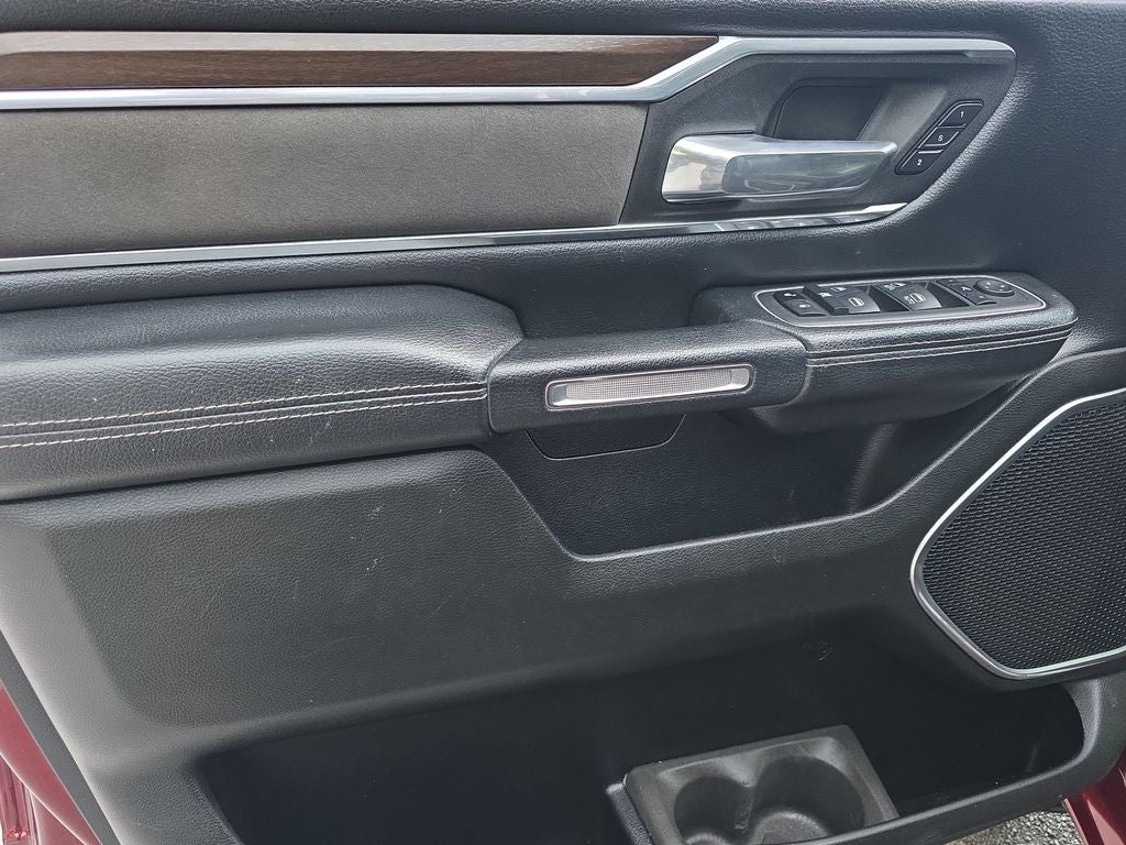 2022 RAM 1500 Laramie 4WD LIFTED