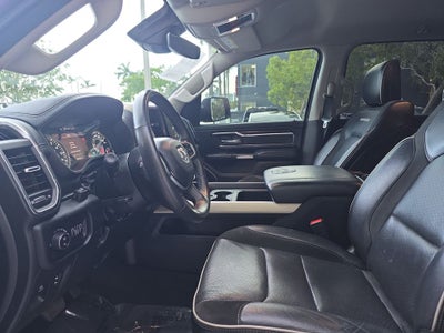 2022 RAM 1500 Laramie 4WD LIFTED