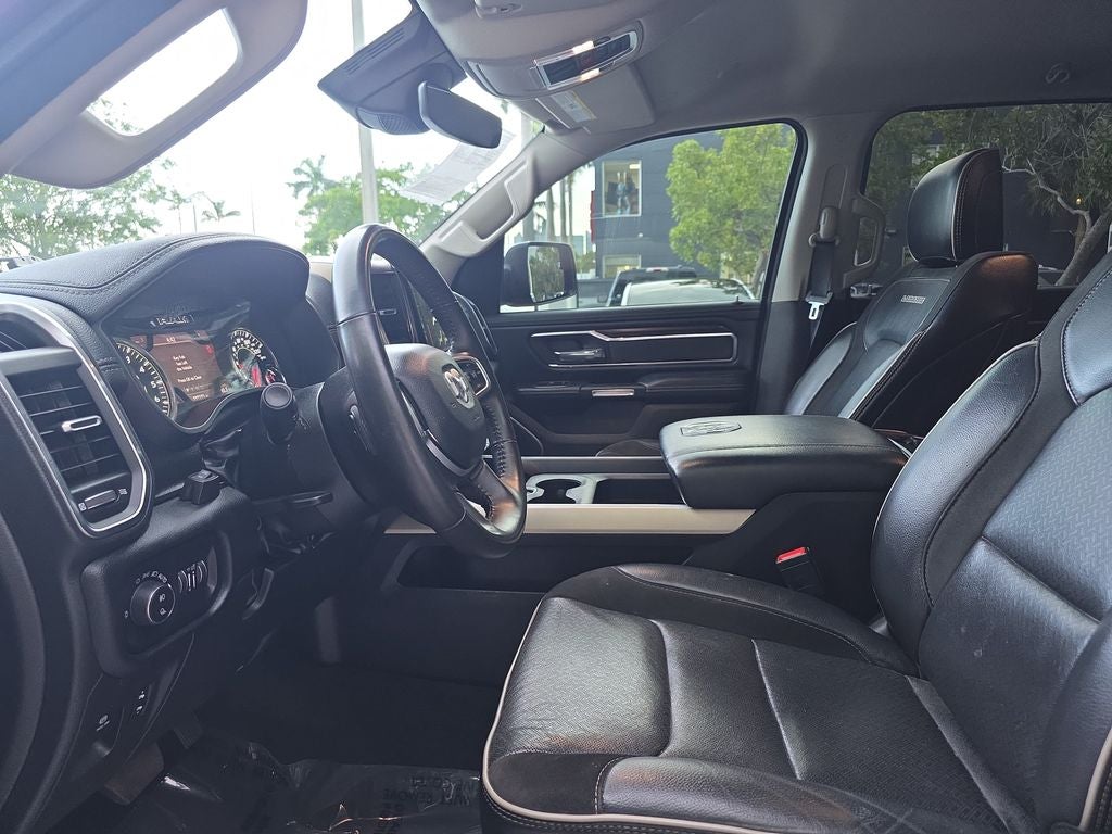 2022 RAM 1500 Laramie 4WD LIFTED