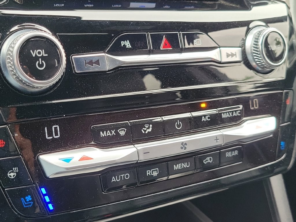 2021 Ford Explorer Platinum 4WD