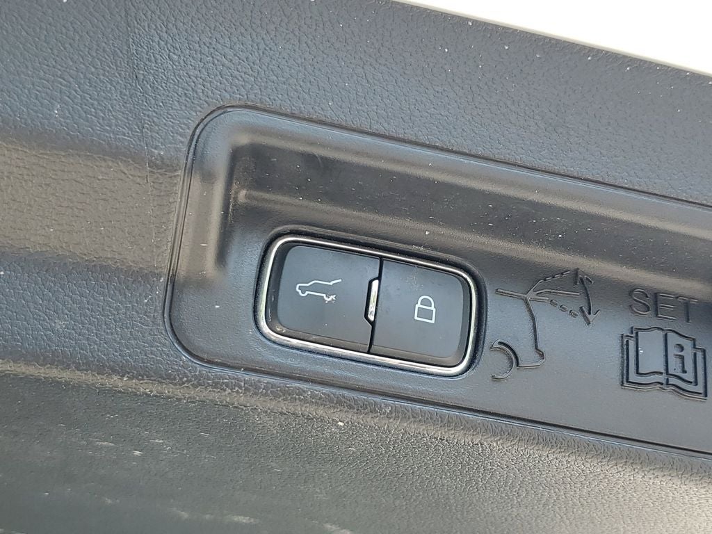 2024 Ford Explorer XLT 4WD
