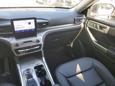 2024 Ford Explorer XLT 4WD
