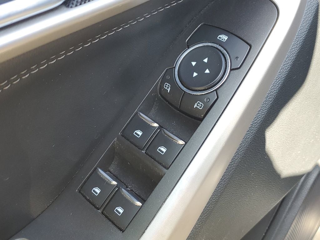 2024 Ford Explorer XLT 4WD