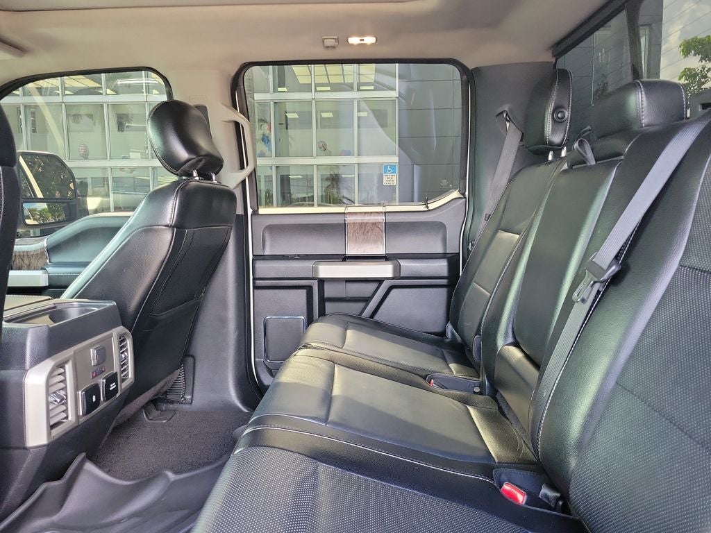 2017 Ford F-350SD Lariat DUALLY 4X4