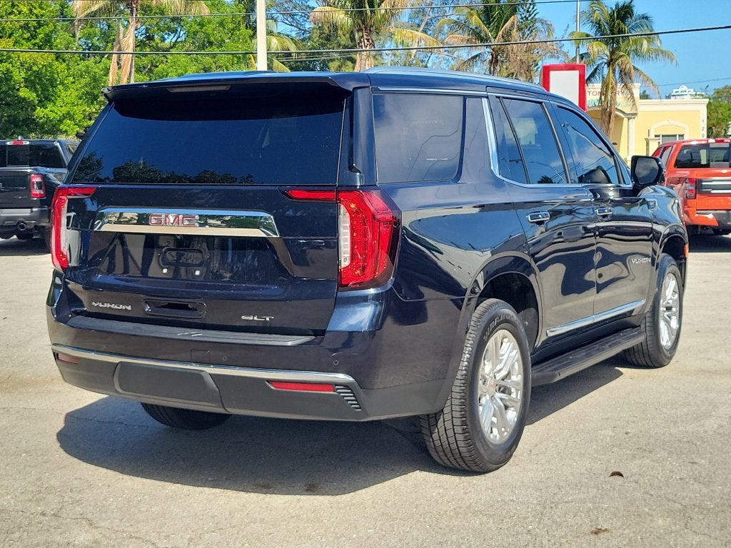 2021 GMC Yukon SLT