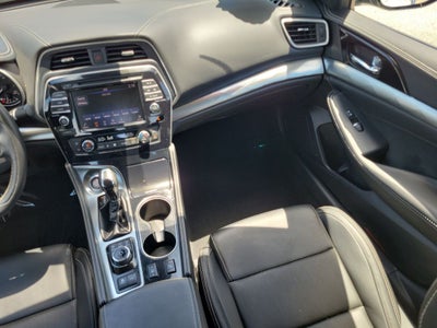 2023 Nissan Maxima SV