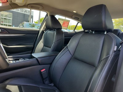 2023 Nissan Maxima SV