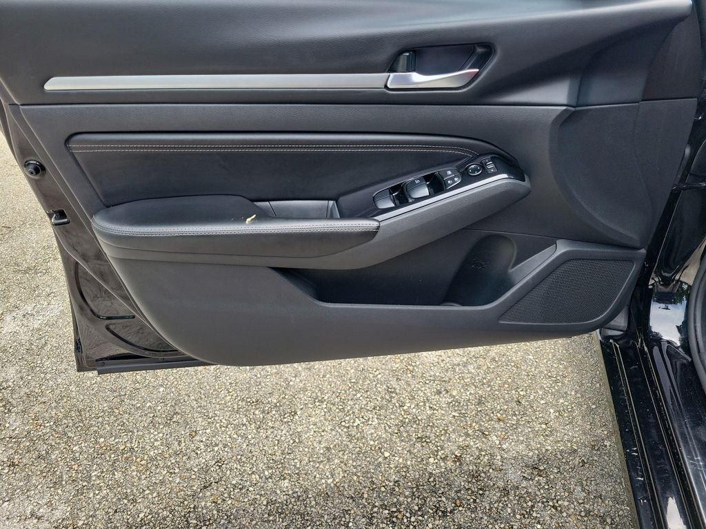 2023 Nissan Altima 2.5 SV w/Premium Package