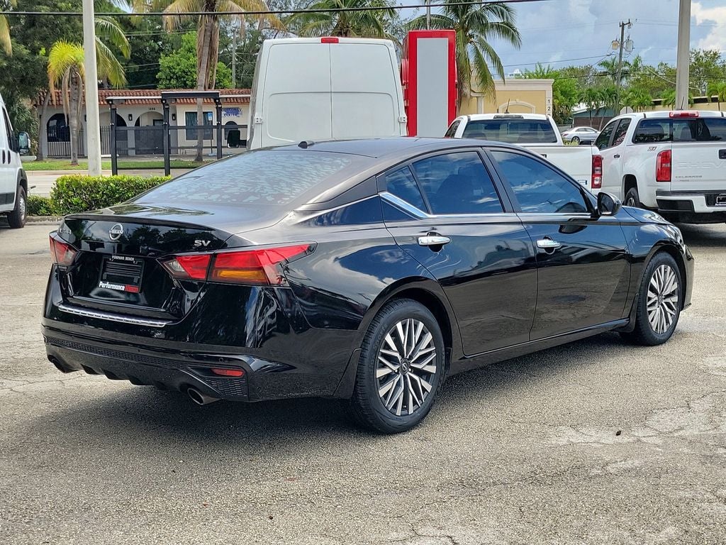 2023 Nissan Altima 2.5 SV w/Premium Package