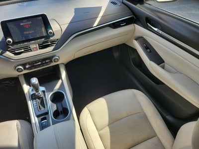 2019 Nissan Altima 2.5 SV Sunroof