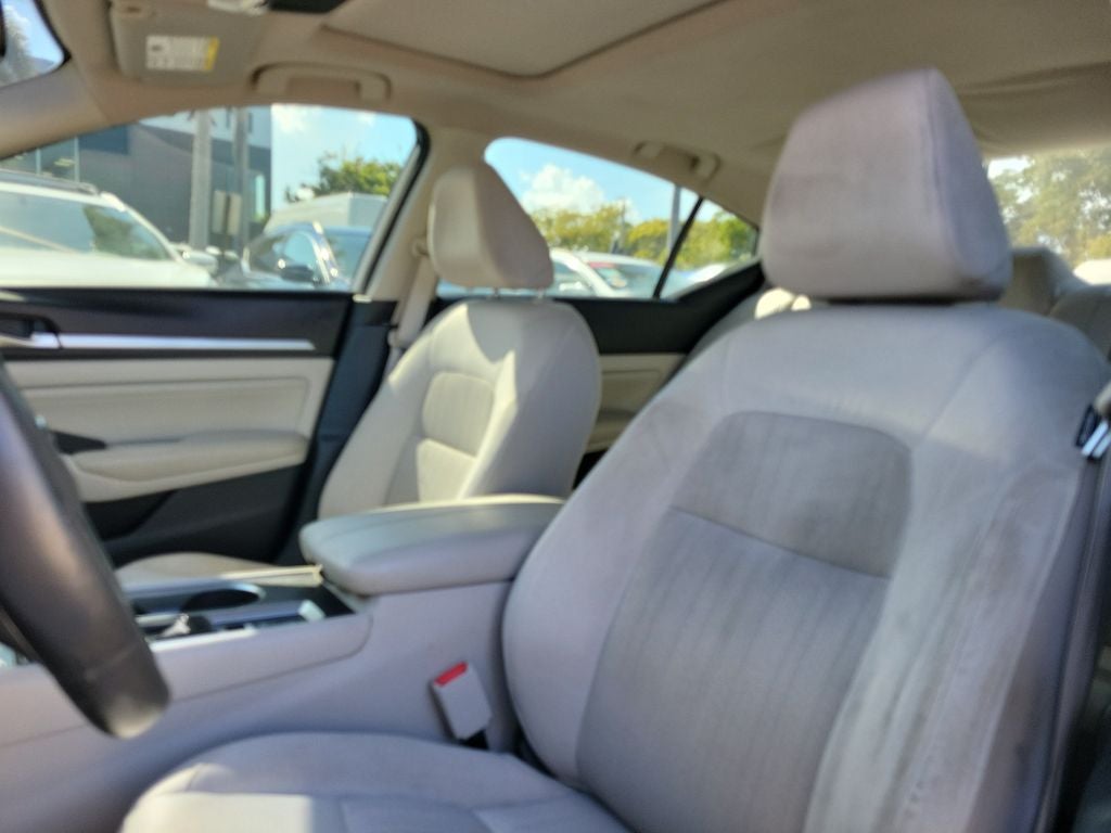 2019 Nissan Altima 2.5 SV Sunroof