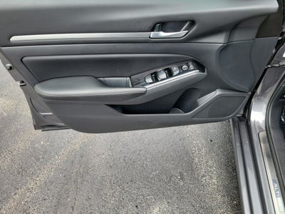 2024 Nissan Altima 2.5 SL