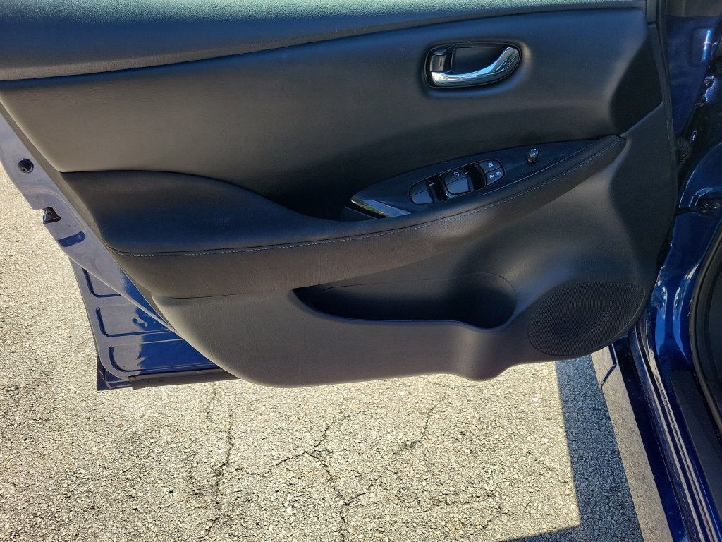 2023 Nissan Leaf SV Plus