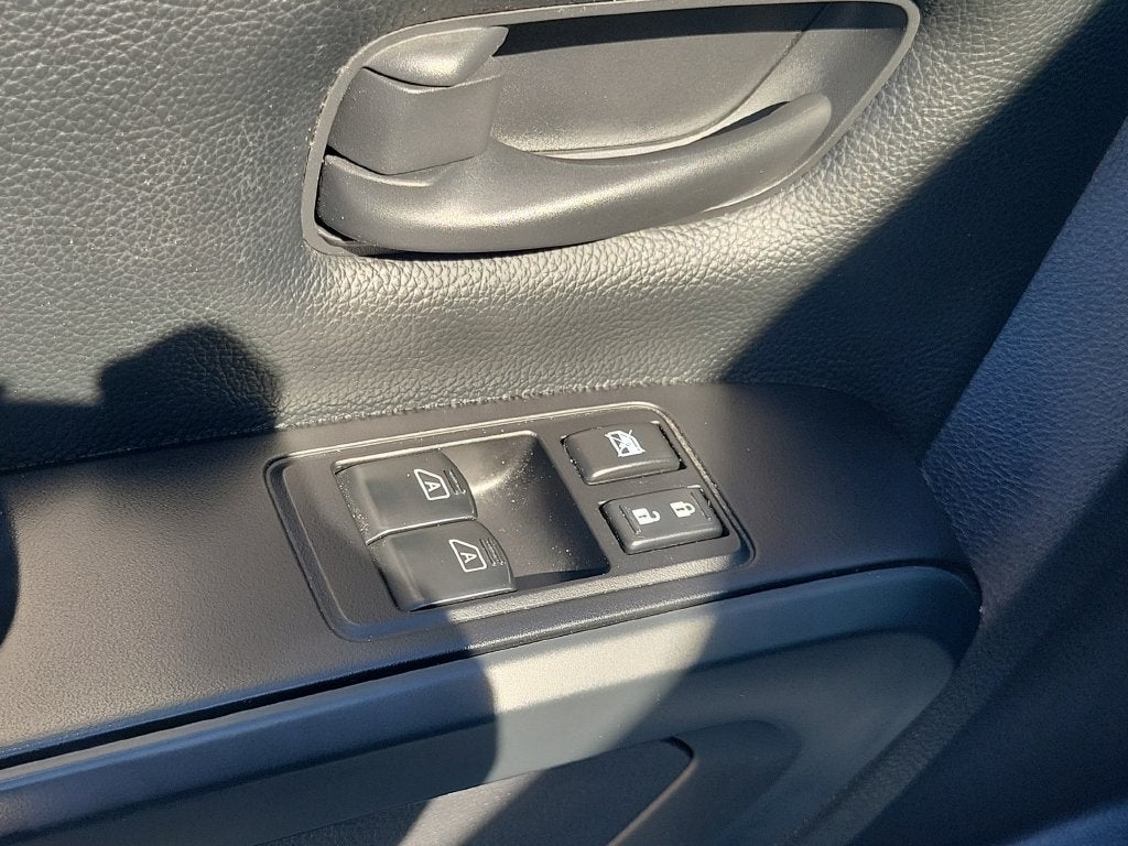 2022 Nissan Titan S