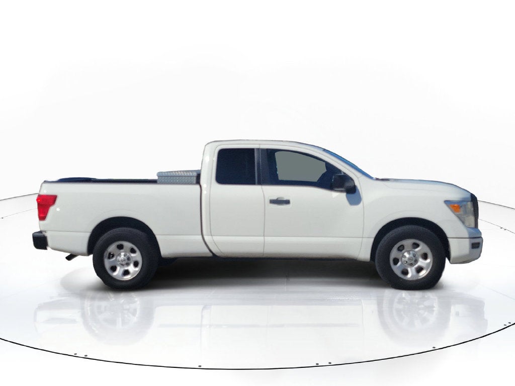 2022 Nissan Titan S