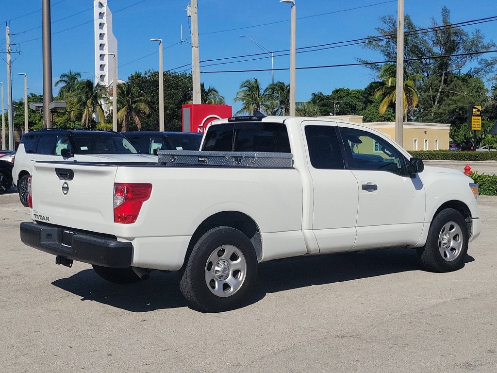 2022 Nissan Titan S