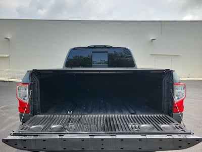 2017 Nissan Titan PRO-4X 4WD
