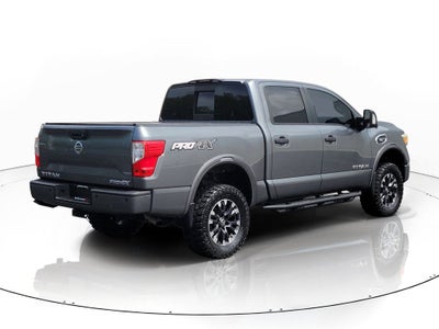 2017 Nissan Titan PRO-4X 4WD