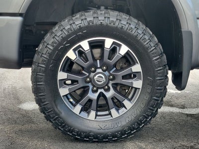 2017 Nissan Titan PRO-4X 4WD