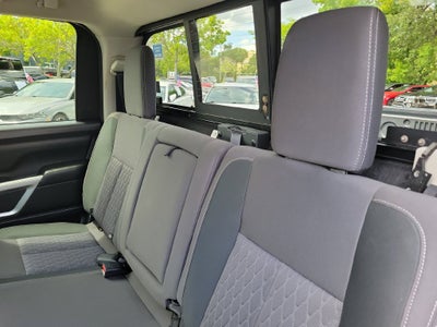 2021 Nissan Titan SV w/Convenience Package