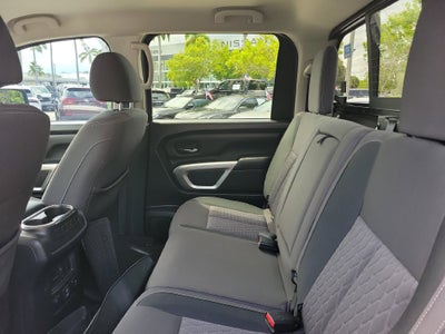 2021 Nissan Titan SV w/Convenience Package